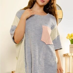 Casual Color Block Tee with Pink Pocket